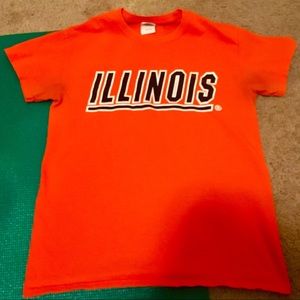 Set of 4 University of Illinois T-Shirts